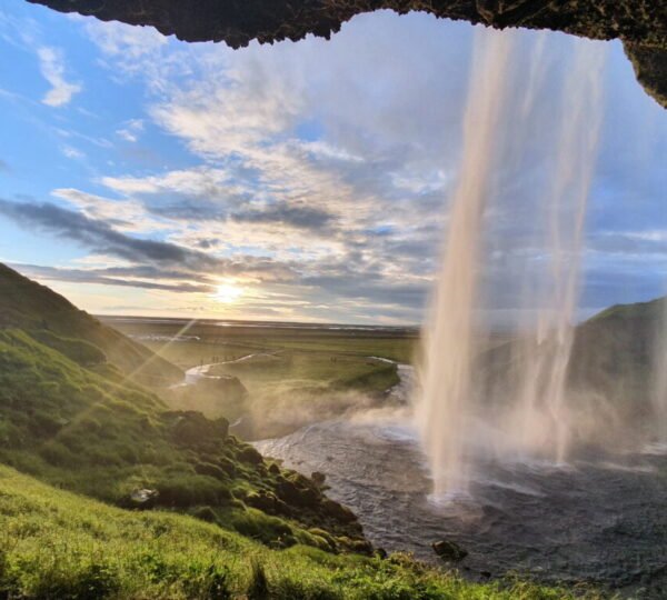 Golden Circle, South Coast & Glacier Lagoon. 2-Day Tour